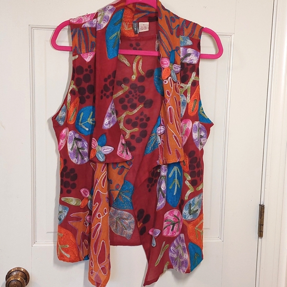 Anu Lightweight Colorful Leaf Embroidered Vest, Size S